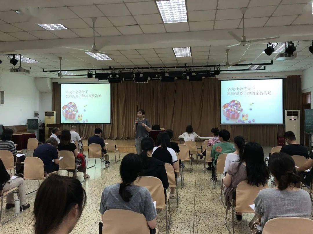 whatsapp聊天软件_whatsapp如何聊天_whatsapp是什么